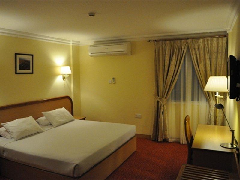 Majan Continental Hotel Μουσκάτ Εξωτερικό φωτογραφία