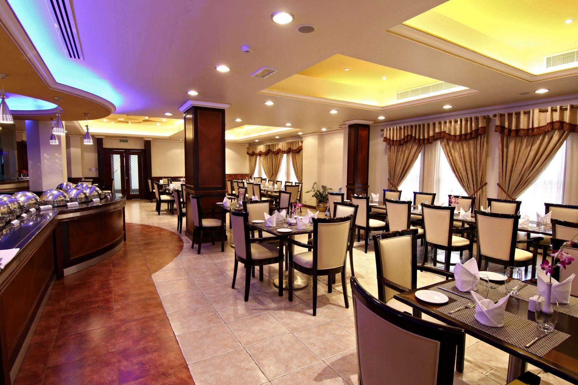 Majan Continental Hotel Μουσκάτ Εξωτερικό φωτογραφία